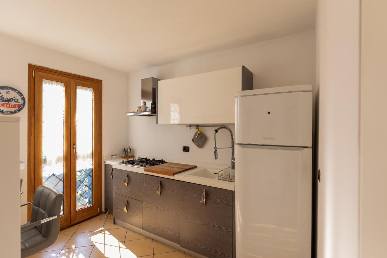 Colored House Until 7 People Above Sqplebiscito Νάπολη Εξωτερικό φωτογραφία