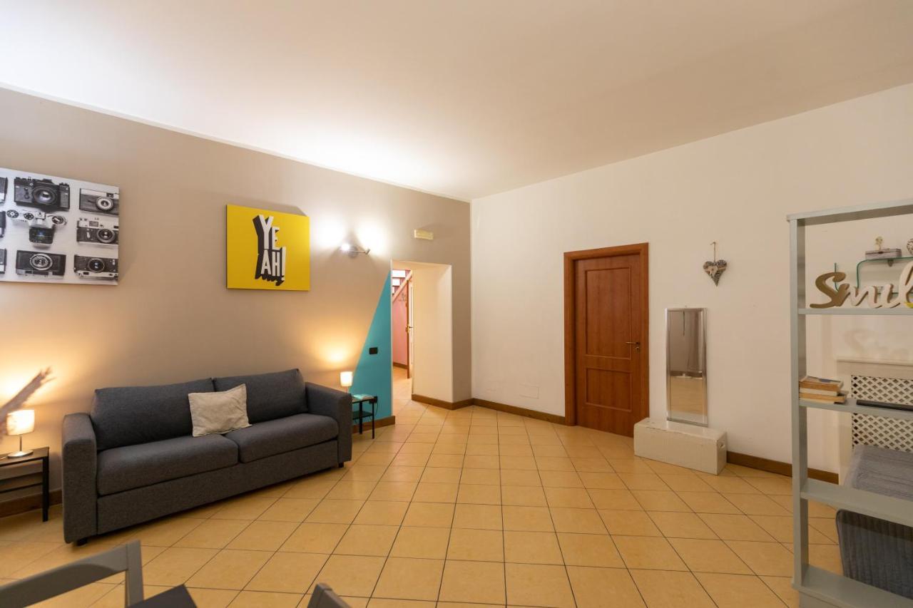 Colored House Until 7 People Above Sqplebiscito Νάπολη Εξωτερικό φωτογραφία